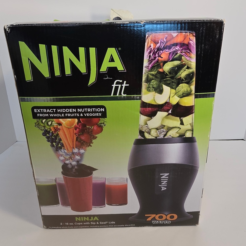 Ninja Fit Personal Blender 700 Watts QB3000SS 16oz Cups Black Silver Open Box - Picture 4 of 16